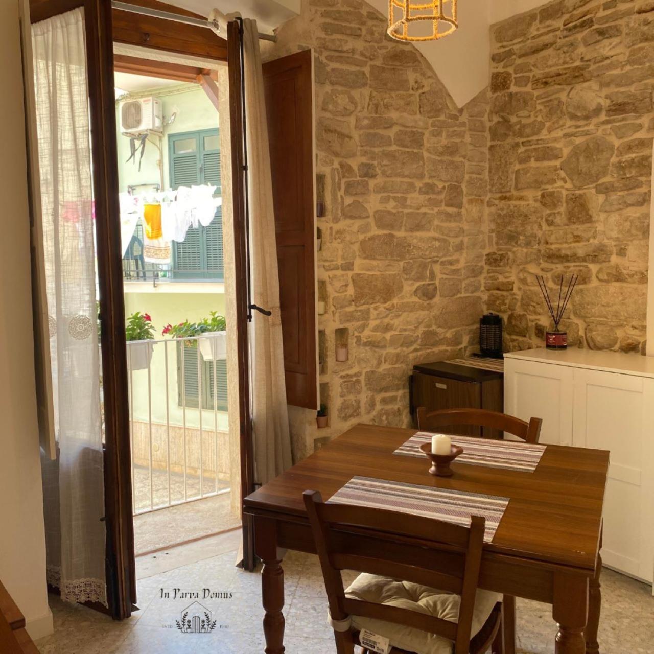 Apartmán In Parva Domus Bitonto Exteriér fotografie